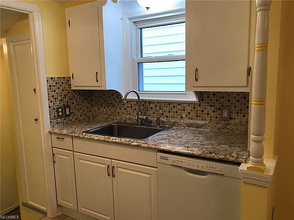2nd image of 8022 Ivandale Dr