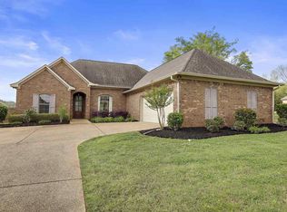 251 Clubview Cir, Pearl, MS 39208