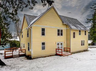 1227 Lakeview St, Bellingham, WA 98229