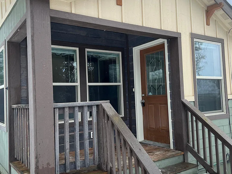 5910 Main St — Photo 1