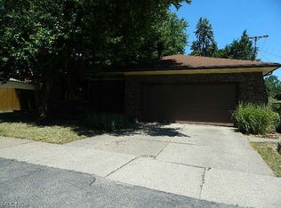 4570 Hilland Dr, Cleveland, OH 44109