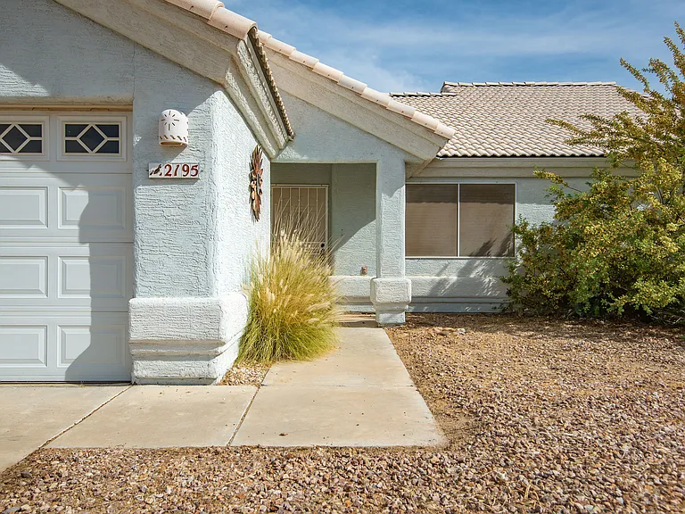 2195 E Emerald River Way — Photo 1