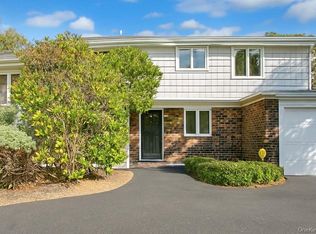 7 Majestic Rd, Selden, NY 11784