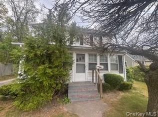 914 Osborn Ave, Riverhead, NY 11901
