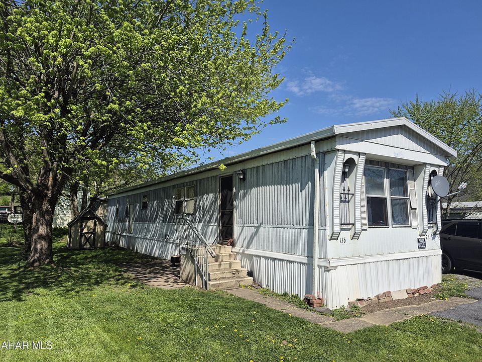 2nd image of 136 Creekside Dr