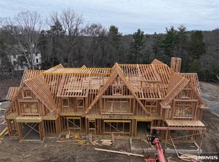 265 Terrace Rd, Franklin Lakes, NJ 07417