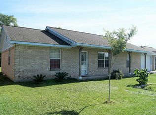 204 N Tammye Ln, Madisonville, TX 77864