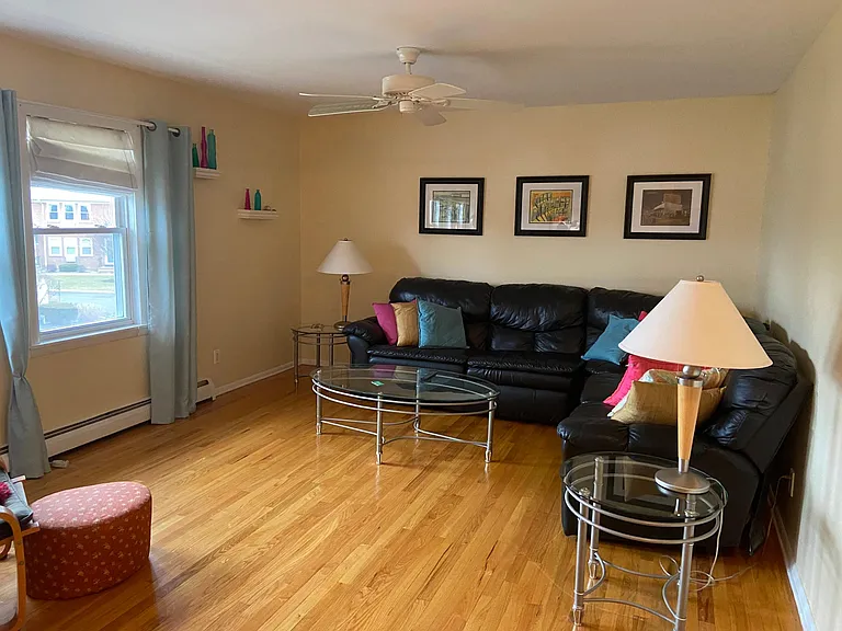 310 Maryland Ave #33B — Photo 8