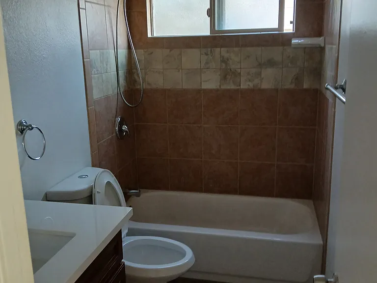 1621 La Playa Ave #4 — Photo 3