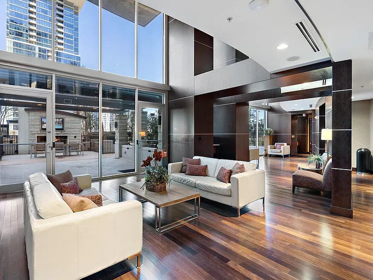 360 Nueces St #2102 — Photo 40