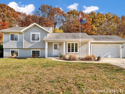 14001 Ridgewood Dr, Holland, MI, 49424