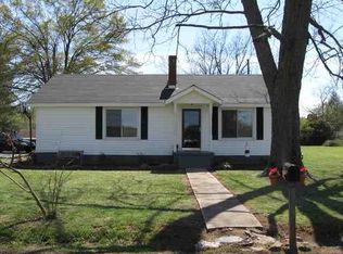 220 Roscoe Dr, Greer, SC 29651