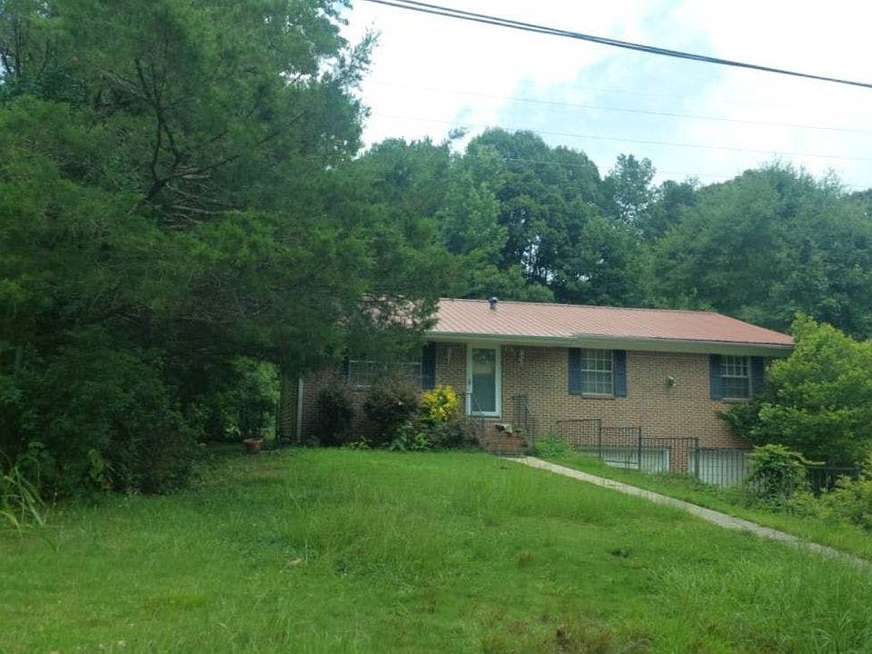 2nd image of 2817 Valley Crest Rd