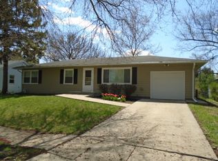 2022 Spring Brook Ave, Rockford, IL 61107