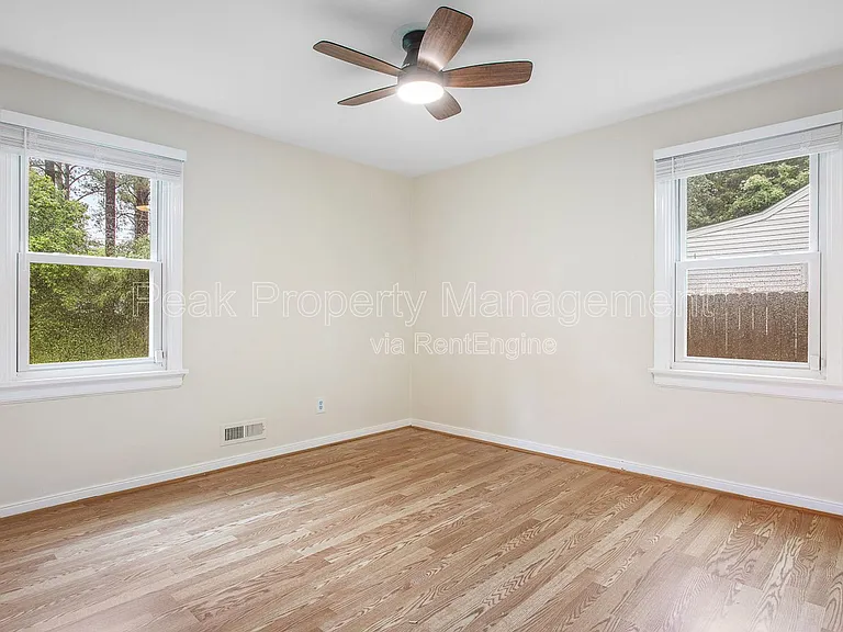 8514 Wetherly Dr — Photo 19
