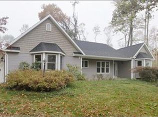 280 Jacaranda Dr, Battle Creek, MI 49015
