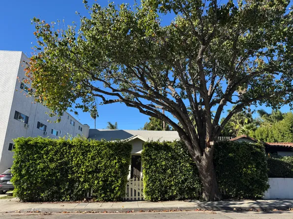 849 N West Knoll Dr, West Hollywood, CA 90069