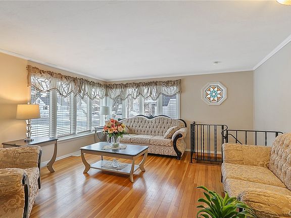 5th image of 7218 Willow Rd