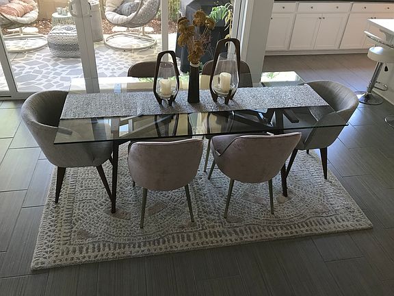 4th image of 1070 Yucca Dr