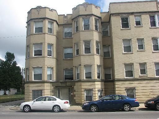 1st image of 102 N Hamlin Ave #D2