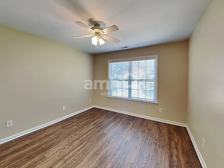 1922 Dundalk Rd — Photo 10