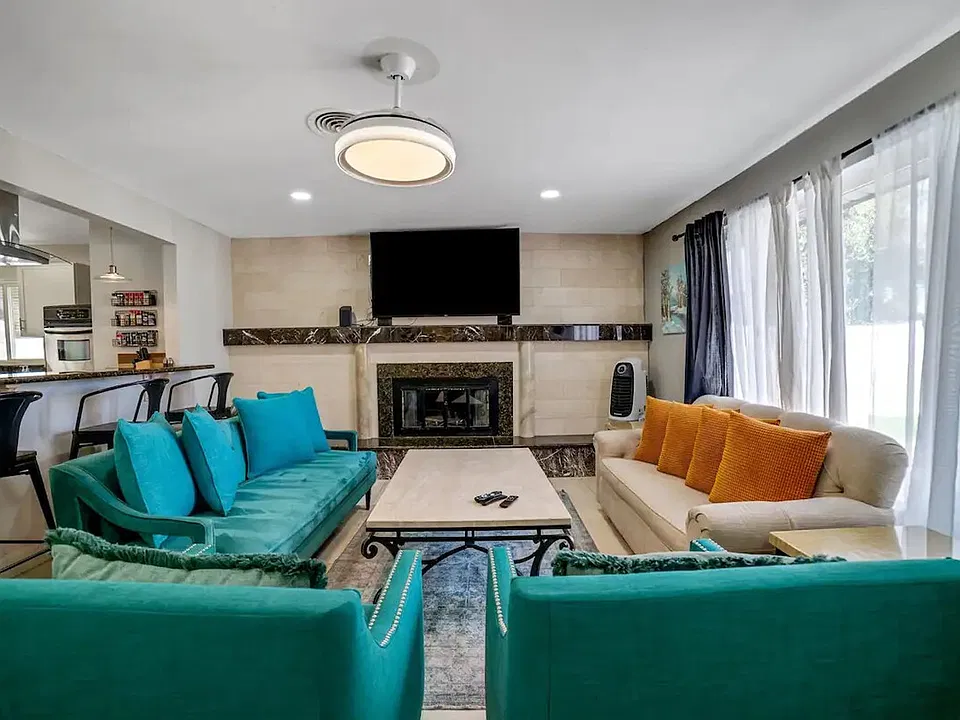4017 El Camino Ave #ID1696881P