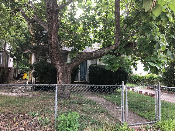2nd image of 323 E 5th St