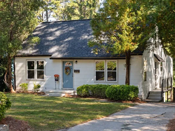 2126 Pinehurst Dr, East Pt, GA 30344