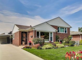 304 Amherst Ave, Des Plaines, IL 60016