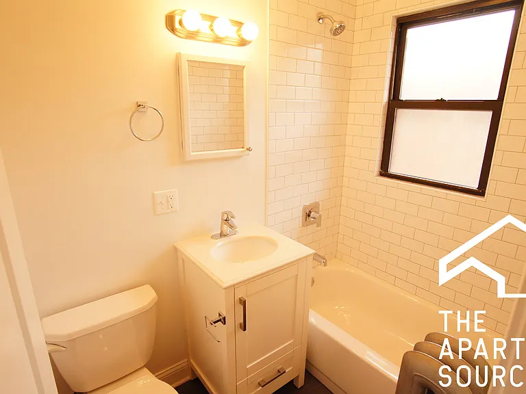 2641 N Spaulding Ave #1E — Photo 11