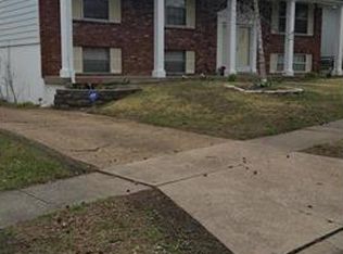 17 Timberleigh Ct, Ballwin, MO 63021