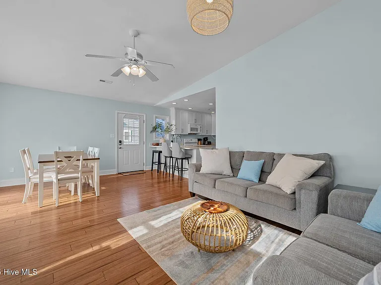 177 Sea Gull Ln — Photo 5