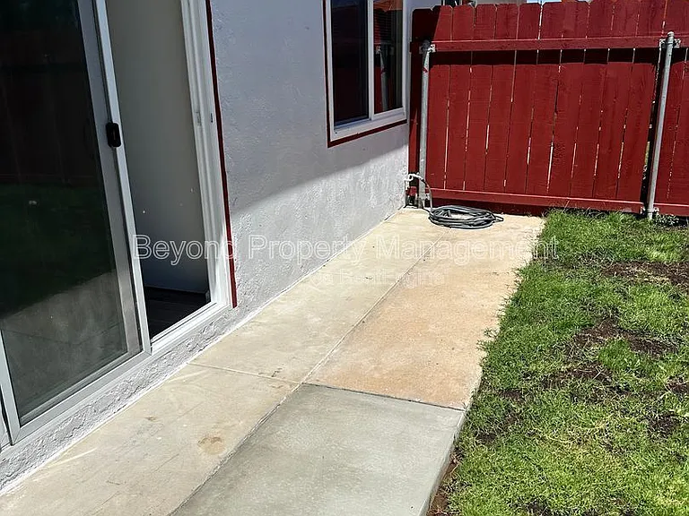3153 Mandan Way — Photo 9