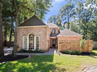 32 Mellow Leaf Ct, Spring, TX 77381