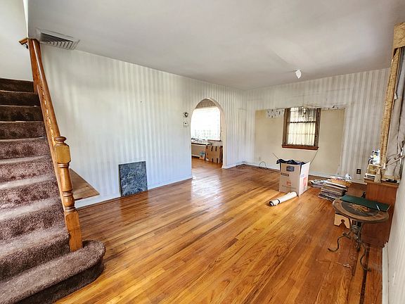 2nd image of 8706 248th St