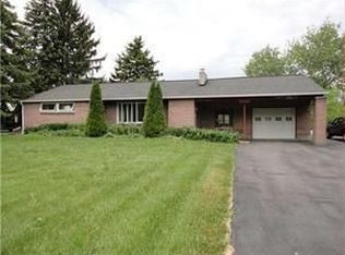 4237 Upper Mountain Rd, Sanborn, NY 14132