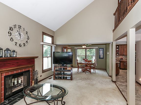 3rd image of 1903 Gibson Dr