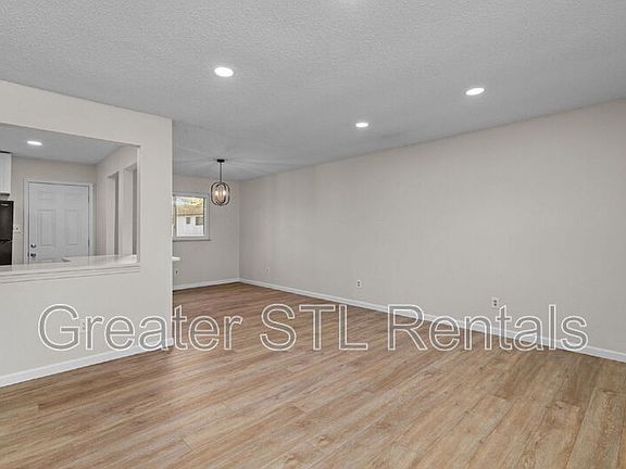 5th image of 2344 White Ash Ct