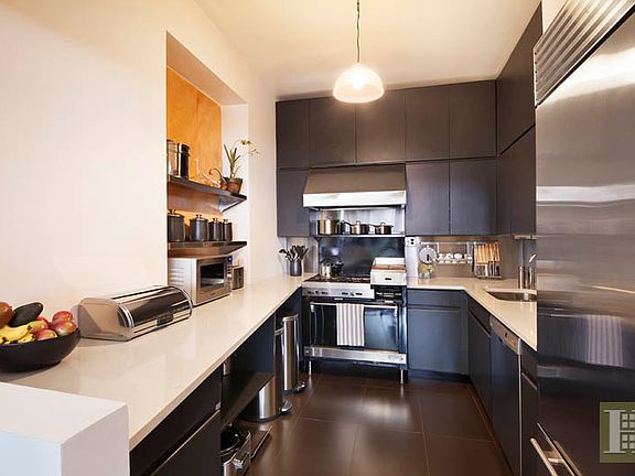 3rd image of 620 Broadway APT 4R