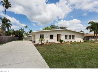 567 Sanford Dr, Fort Myers, FL 33919