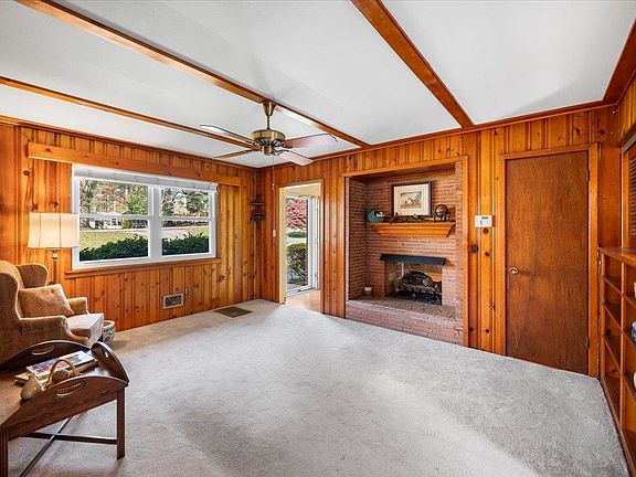 4th image of 3602 Sherwood Dr