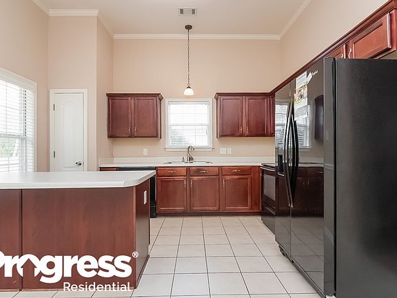 4th image of 8646 Valmont Cir