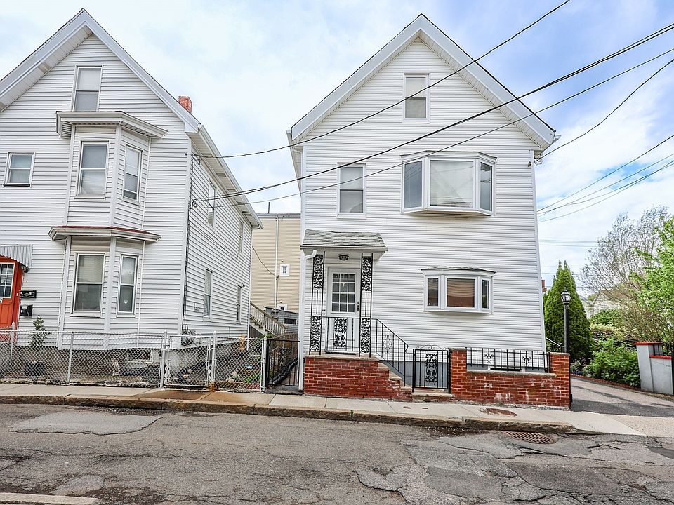 1st image of 34 Franklin Ave