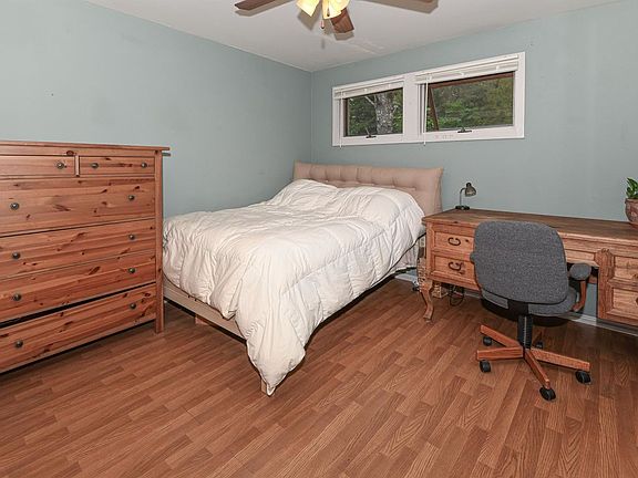 5th image of 19 Baker Cir