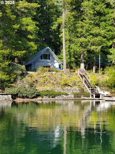 Cabin 11 Northwoods, Cougar, WA, 98616