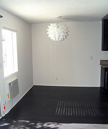 4th image of 1310 Wellesley Ave APT 205