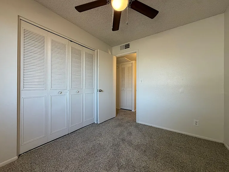 7127 W Ironwood Dr — Photo 10