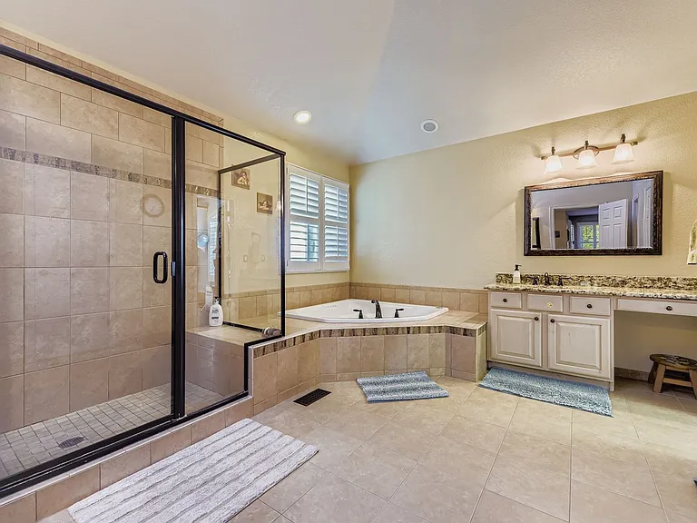 8356 Green Island Cir — Photo 17