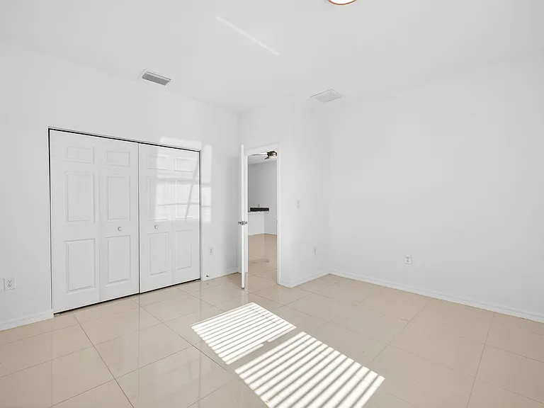 4713 25th St SW — Photo 13