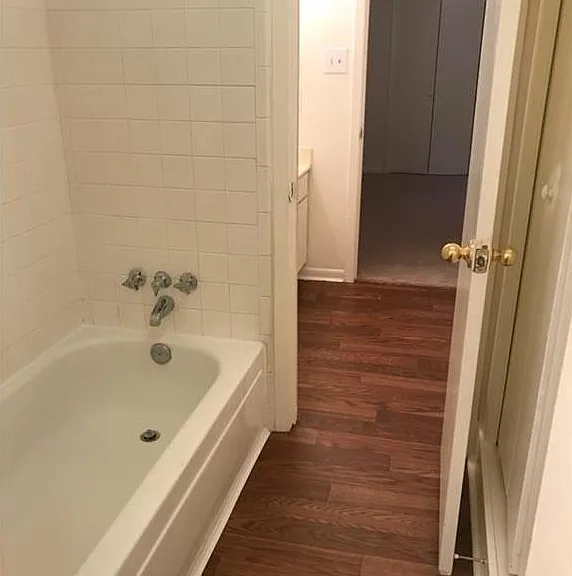 2404 Long Dr #B — Photo 8